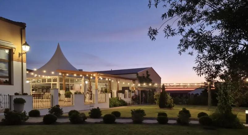 Hotel Las Cabanas Peñaranda de Bracamonte Eksteriør billede
