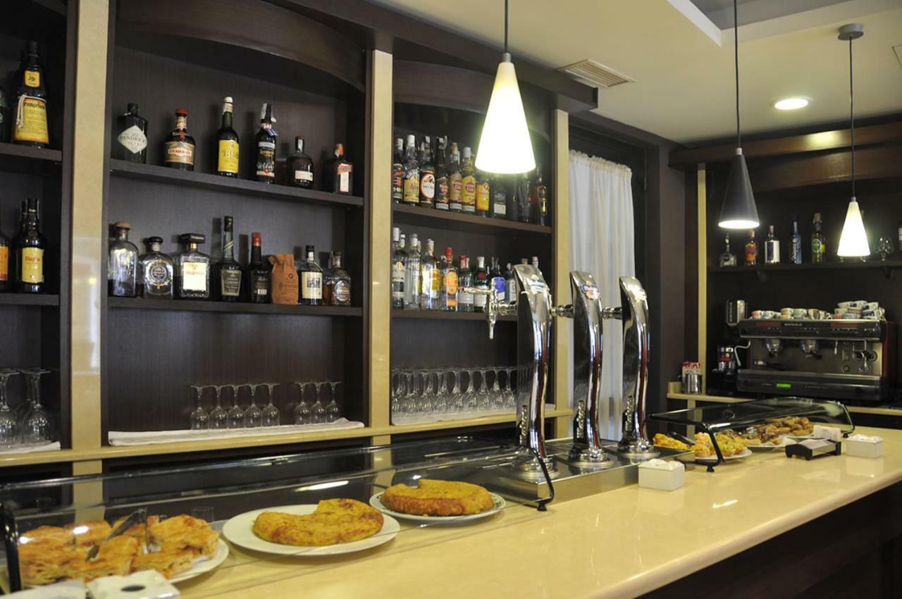 Hotel Las Cabanas Peñaranda de Bracamonte Eksteriør billede