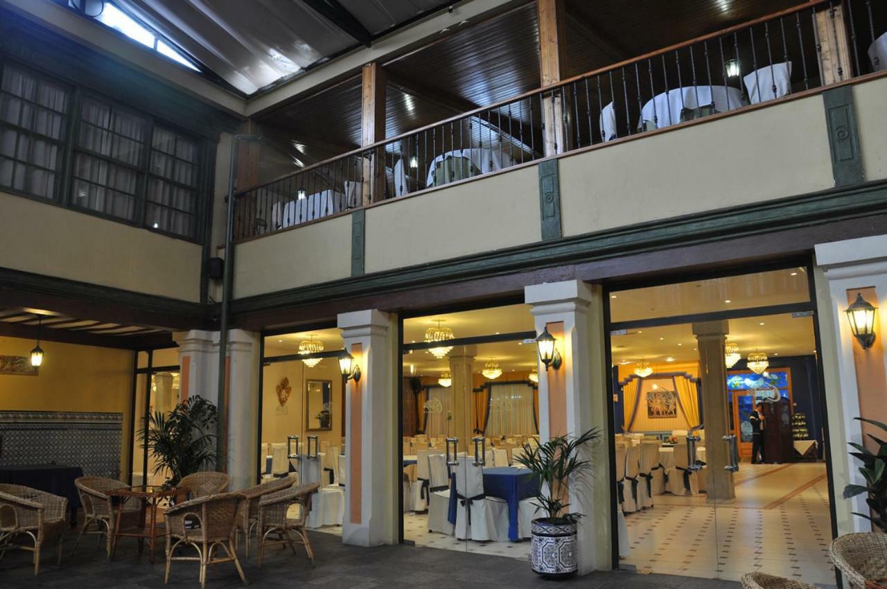 Hotel Las Cabanas Peñaranda de Bracamonte Eksteriør billede